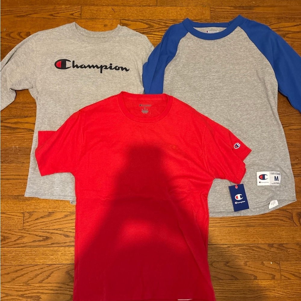 Champion T-Shirt Set in Red, Gray, and Blue